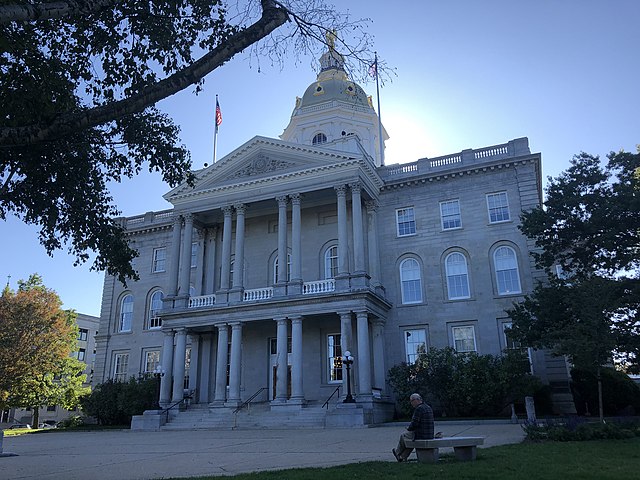 New Hampshire Republican Party Website Image of New Hampshire State House